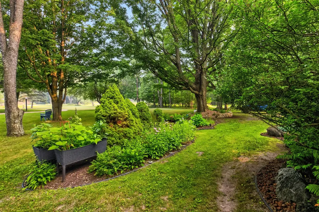 20210 Maple Drive Richmond Township MI 49677