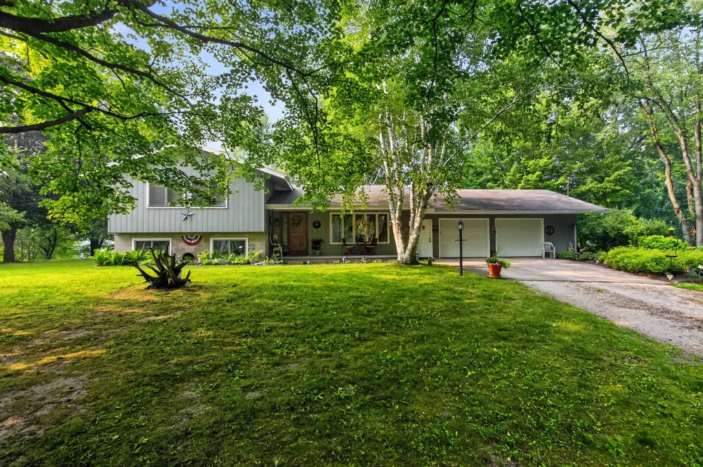 20210 Maple Drive Richmond Township MI 49677