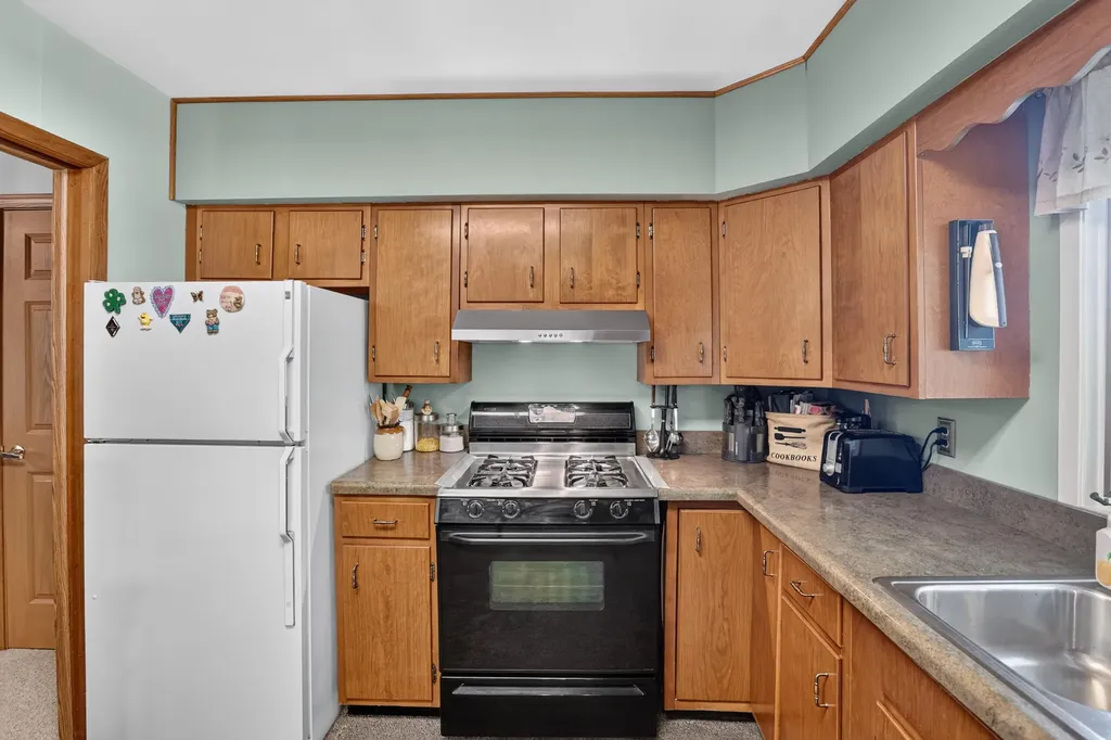 20210 Maple Drive Richmond Township MI 49677