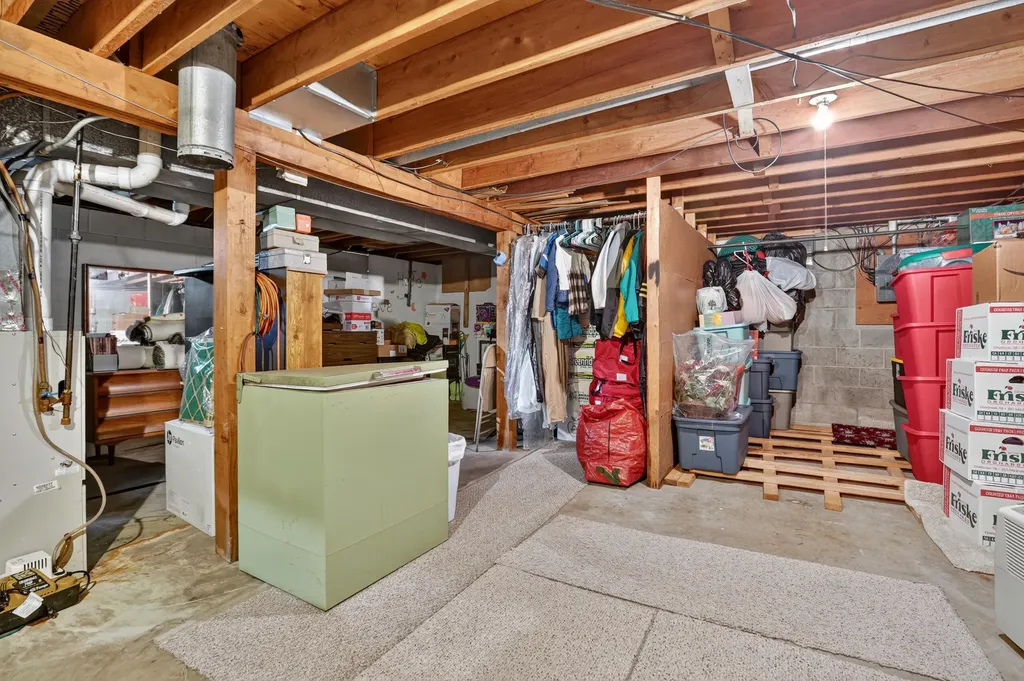 20210 Maple Drive Richmond Township MI 49677