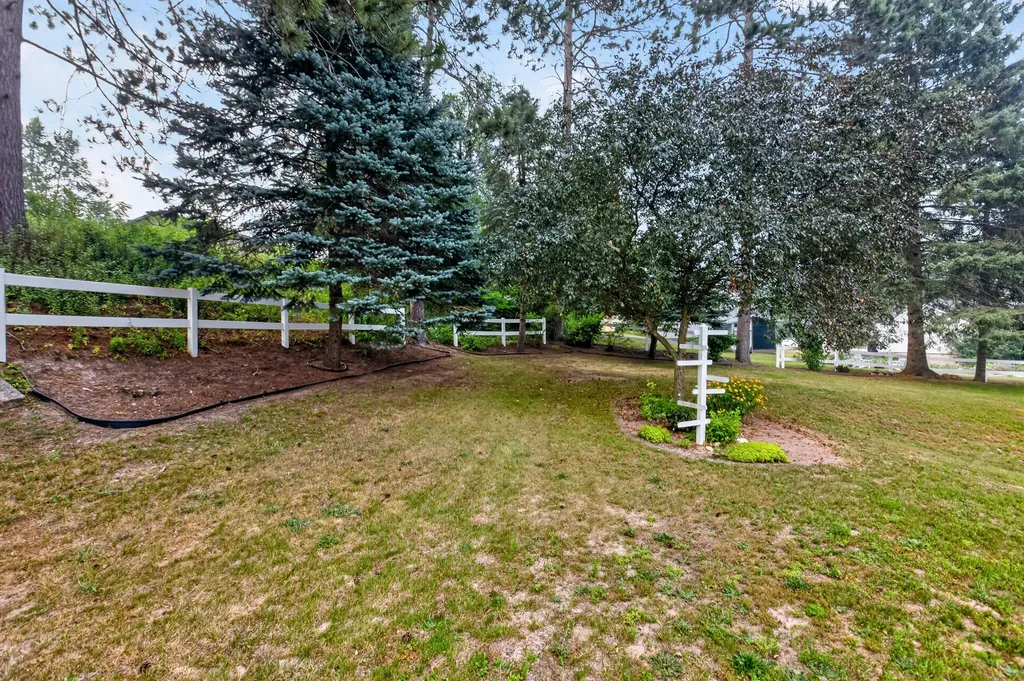 226 W Church Avenue Reed City City MI 49677