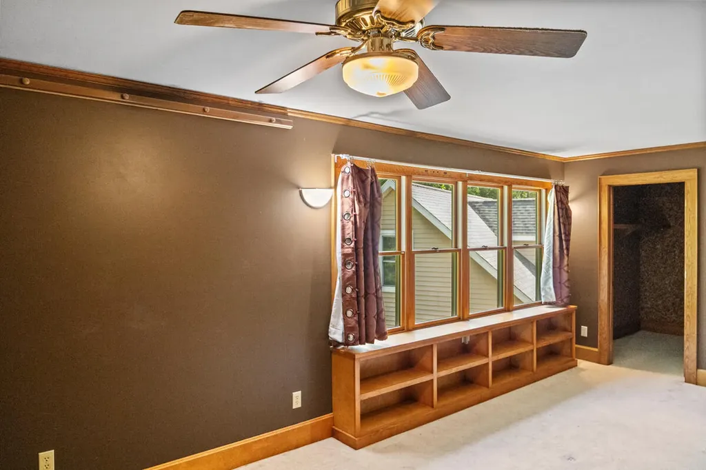 355 Quarterline Street Newaygo City MI 49337