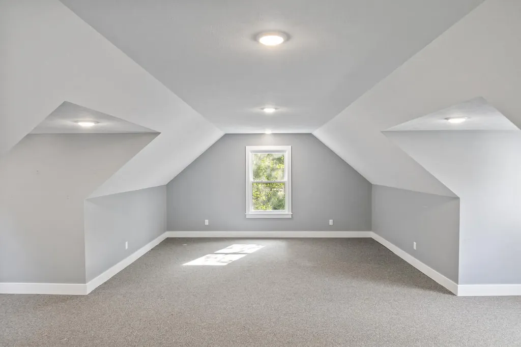355 Quarterline Street Newaygo City MI 49337
