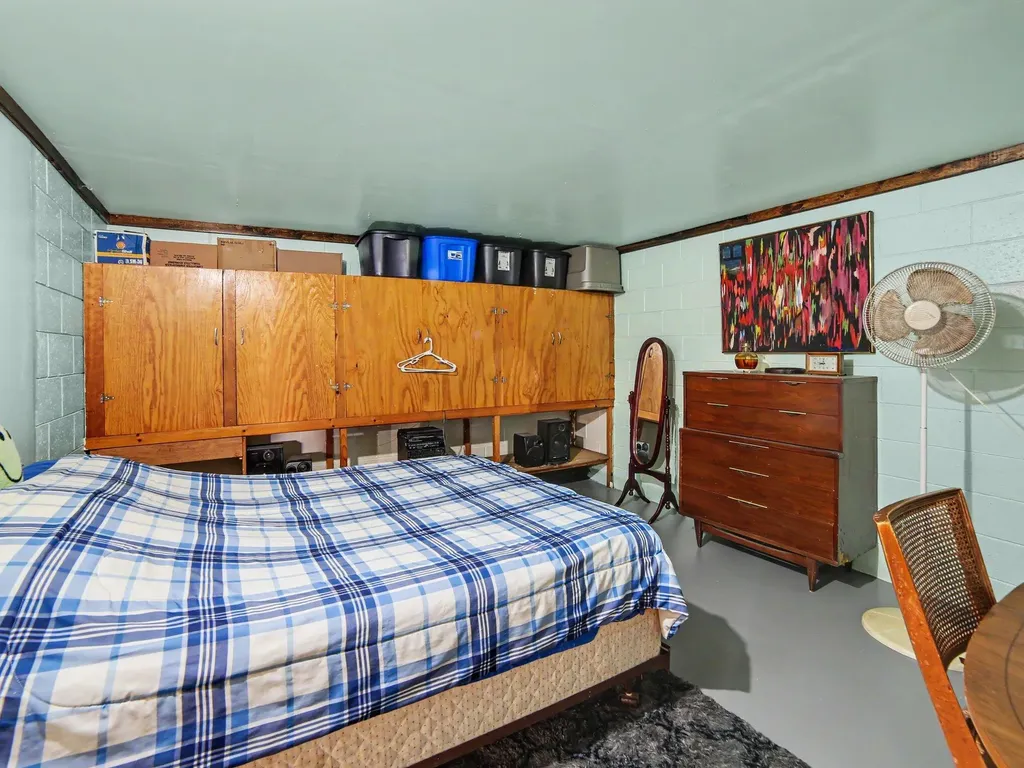 195 Smith Street Unknown City MI 49421