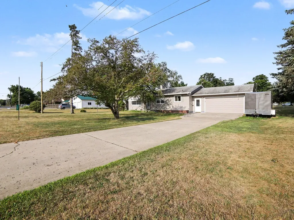 195 Smith Street Unknown City MI 49421