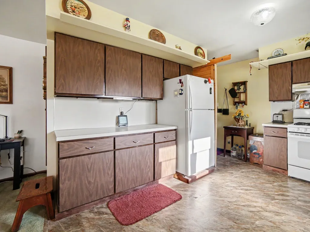195 Smith Street Unknown City MI 49421