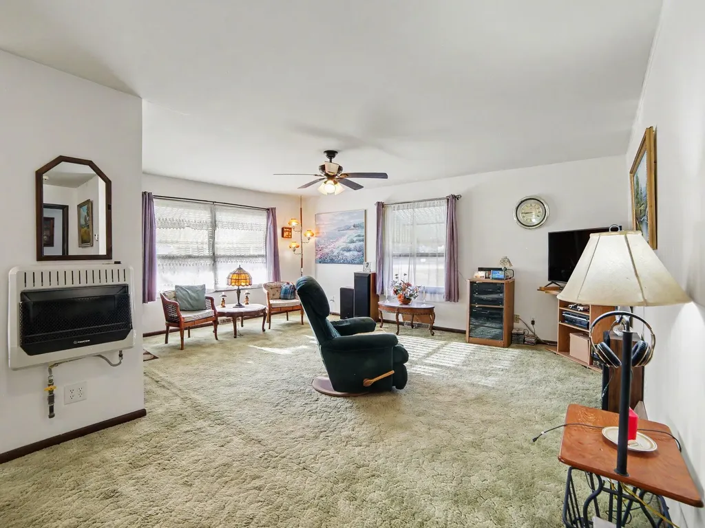 195 Smith Street Unknown City MI 49421