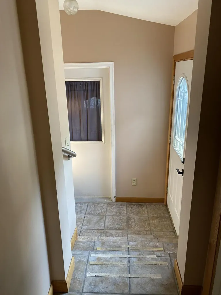 627 S Ensley Street Reynolds Township MI 49329