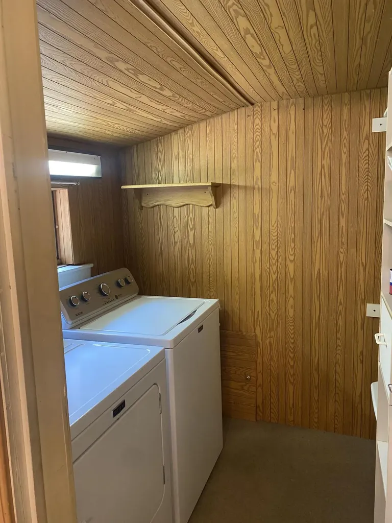 627 S Ensley Street Reynolds Township MI 49329