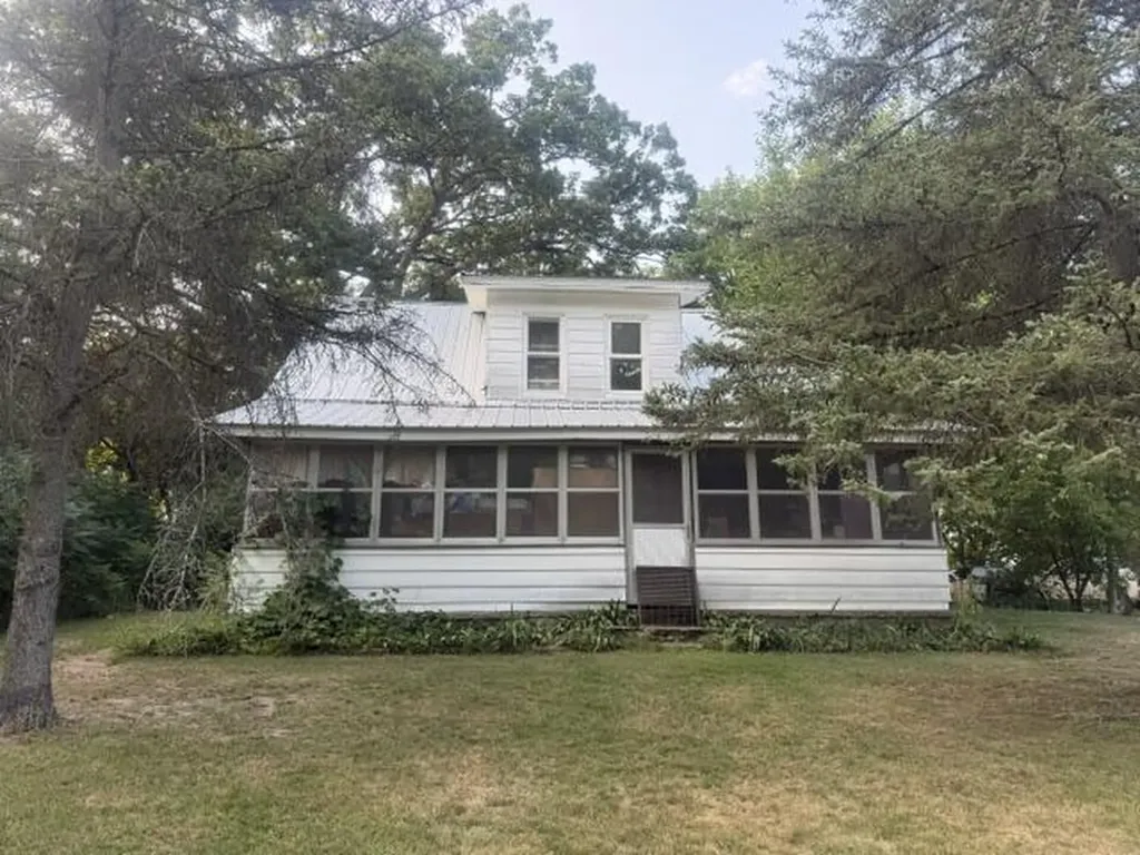 6443 E 4th Street Big Prairie Township MI 49349