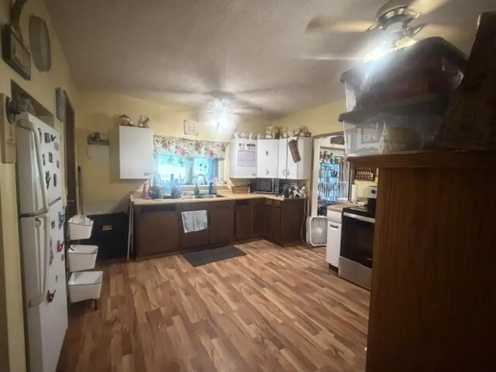 6443 E 4th Street Big Prairie Township MI 49349