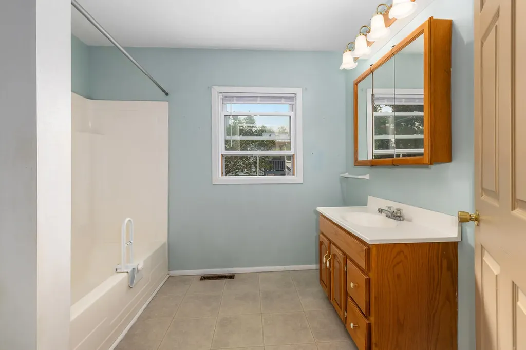 156 Stearns Street Unknown City MI 49305