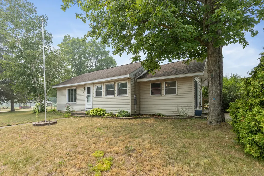 156 Stearns Street Unknown City MI 49305