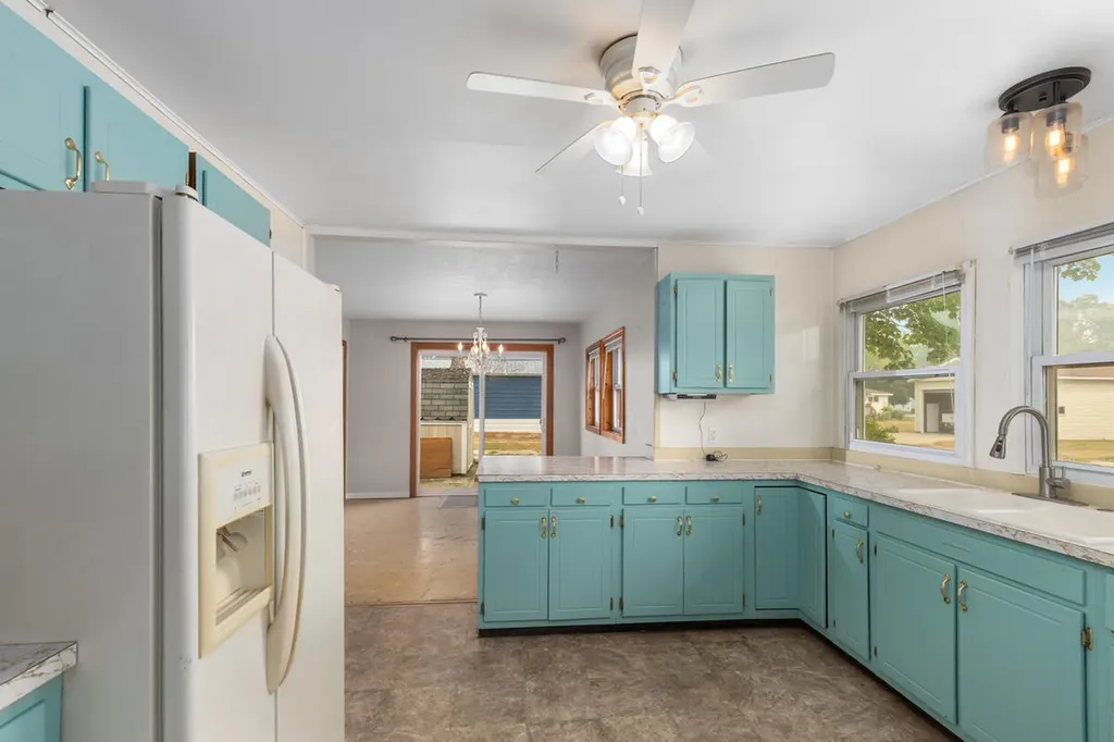156 Stearns Street Unknown City MI 49305