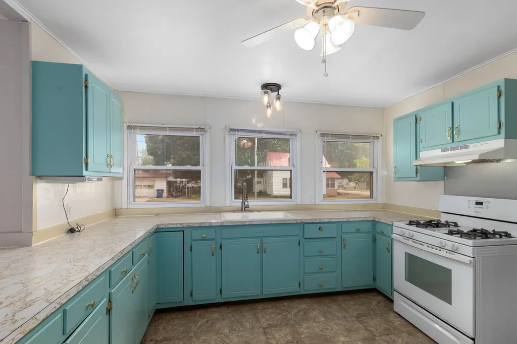 156 Stearns Street Unknown City MI 49305
