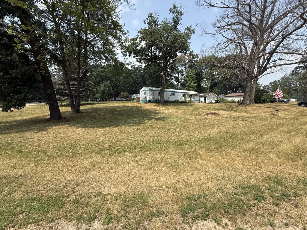 2160 Oak Ridge Drive Surrey Township MI 48622