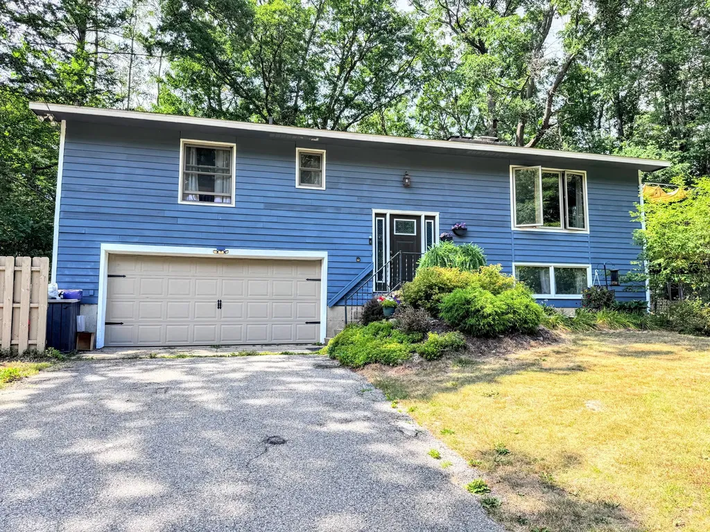 17400 Valley Drive Big Rapids Charter Township MI 49307