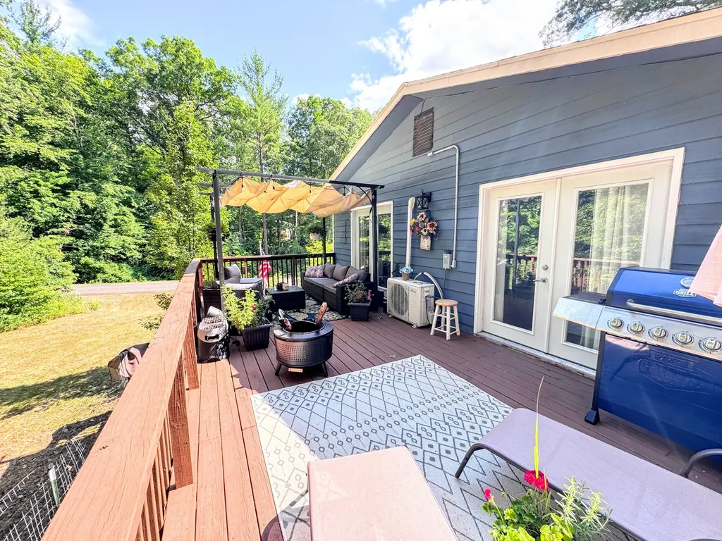17400 Valley Drive Big Rapids Charter Township MI 49307