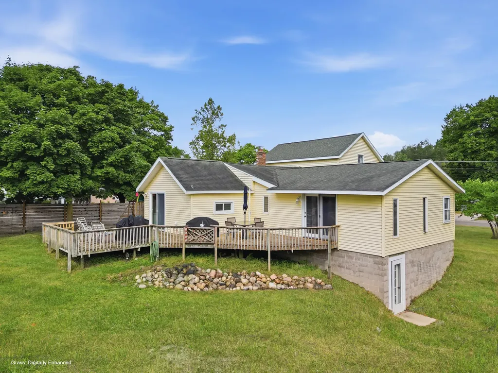 506 N Lincoln Avenue Unknown City MI 48850