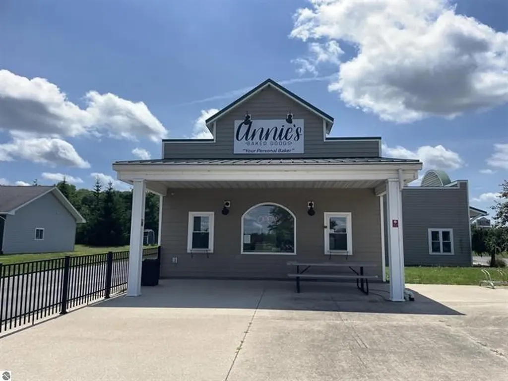 9052 E 13th Street Haring Charter Township MI 49601