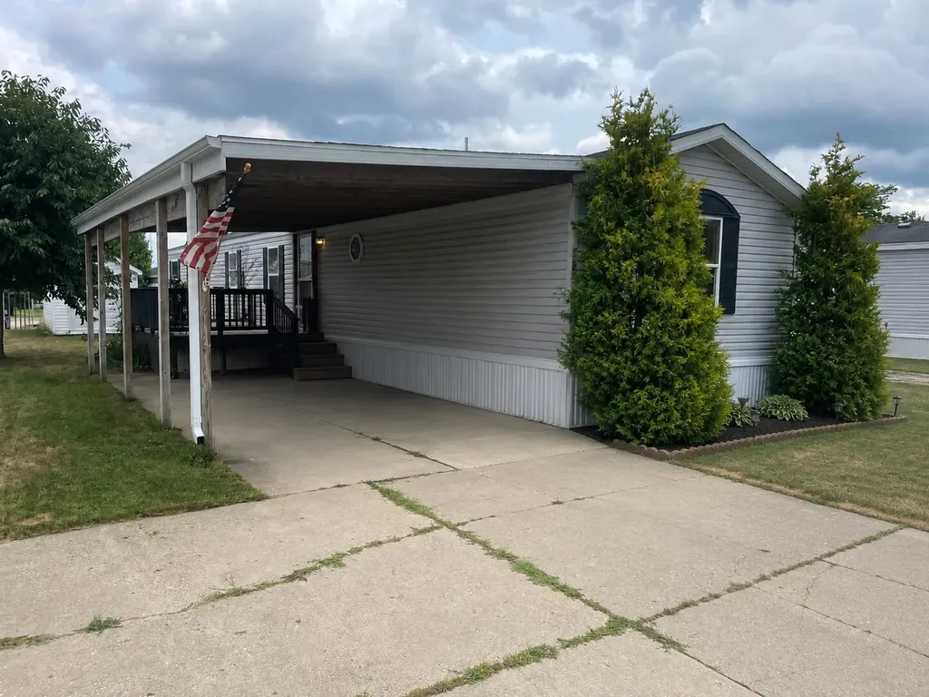 1322 Windridge Lane Fremont City MI 49412