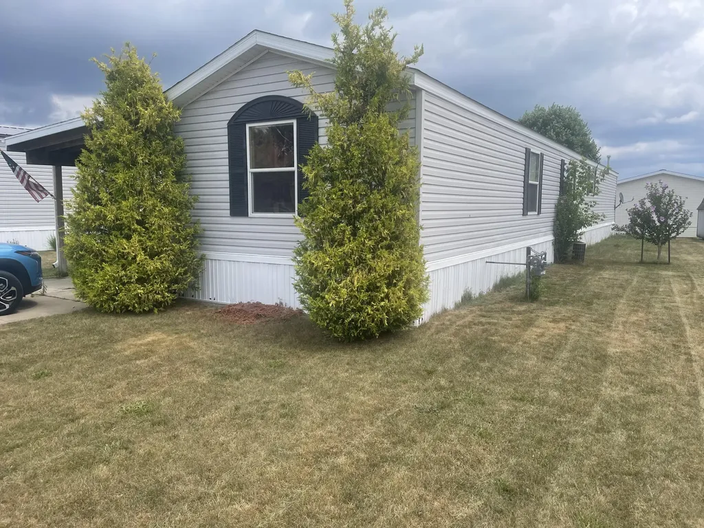 1322 Windridge Lane Fremont City MI 49412
