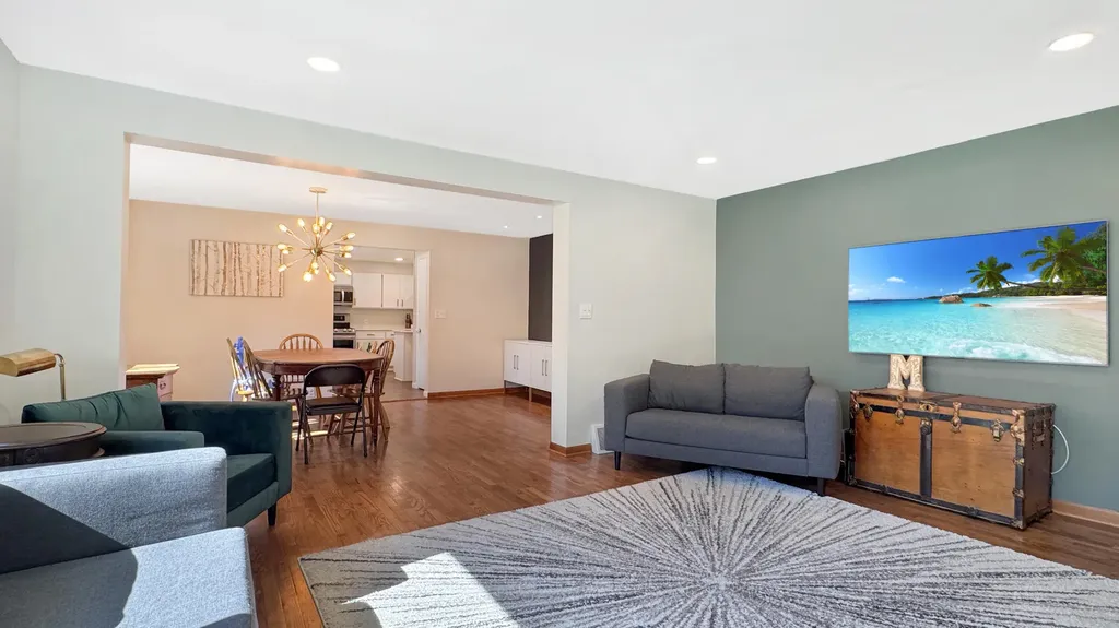 226 Seneca Place Cadillac City MI 49601