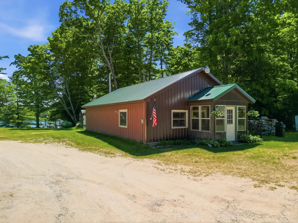 16878 County Road 505 Mcmillan Township MI 49868