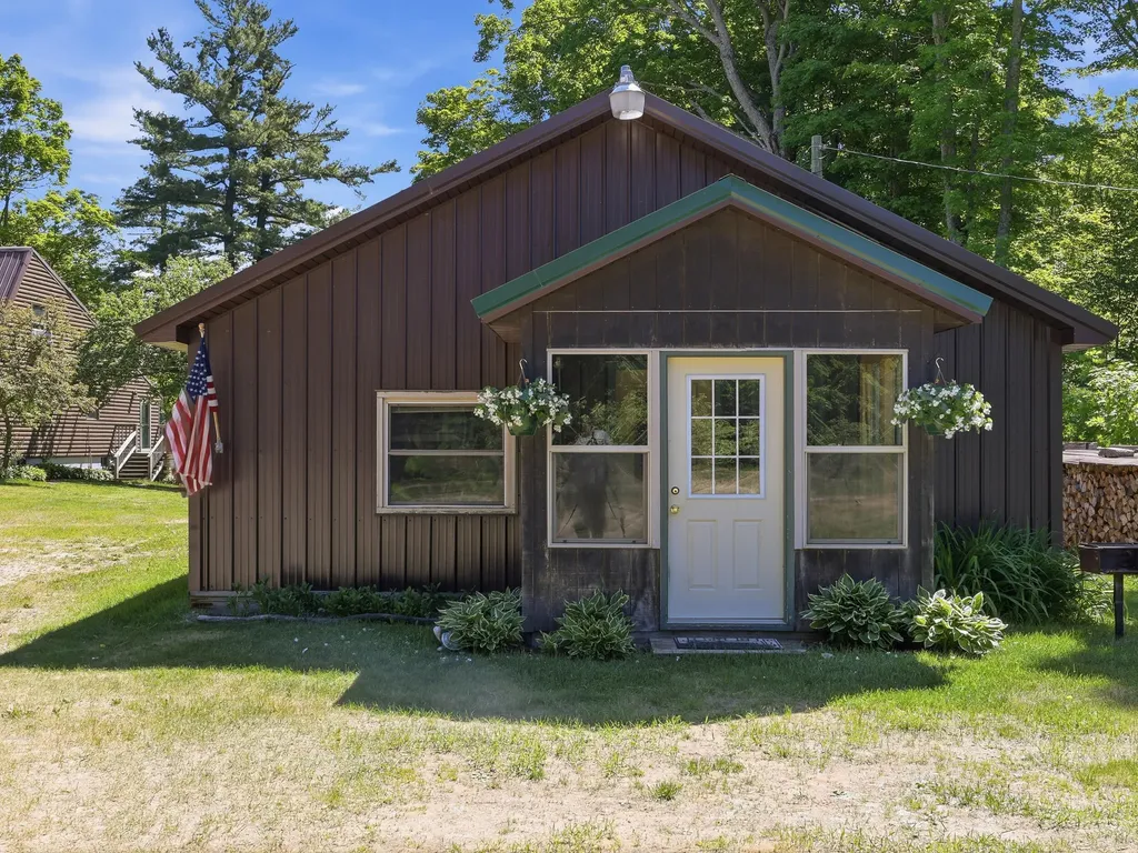 16878 County Road 505 Mcmillan Township MI 49868