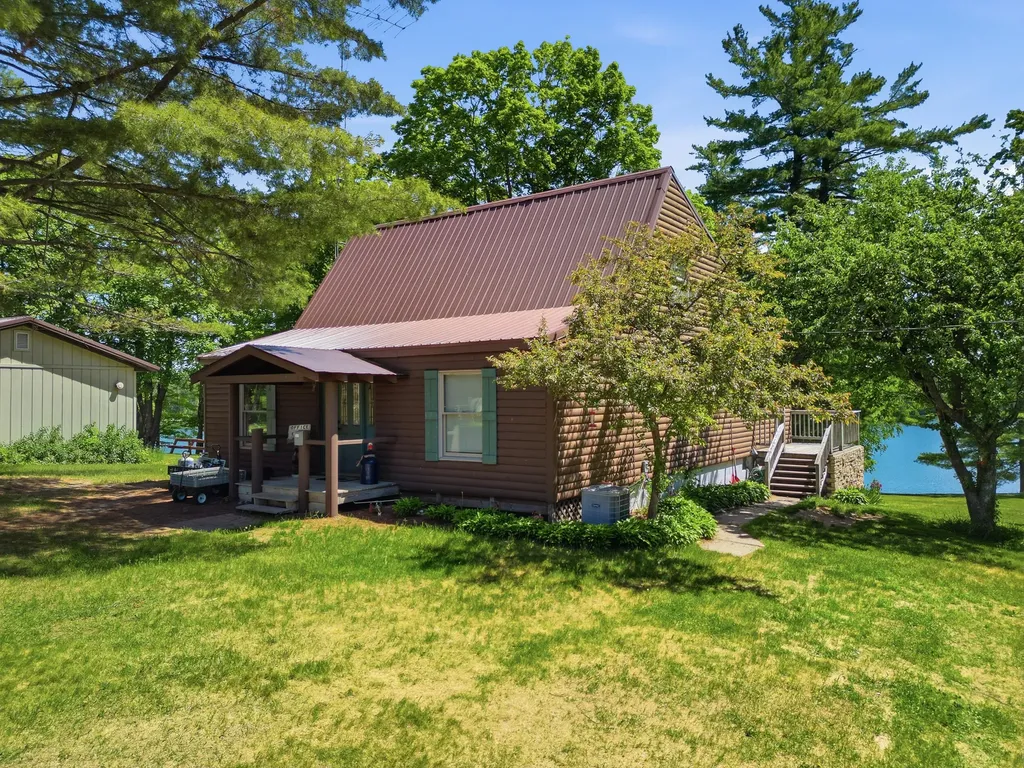 16878 County Road 505 Mcmillan Township MI 49868