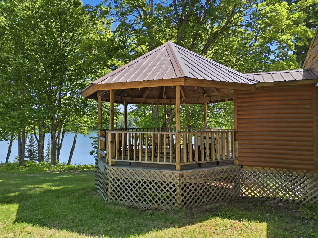 16878 County Road 505 Mcmillan Township MI 49868