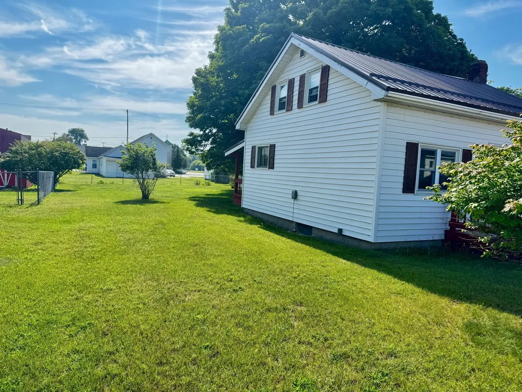 111 S Hemlock Street Evart City MI 49631