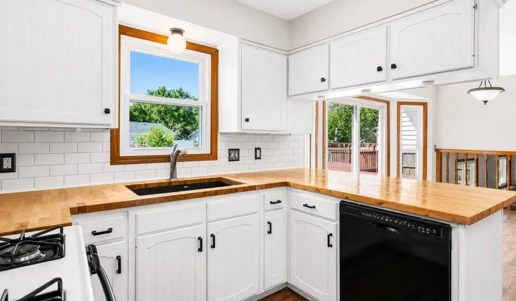 6091 Rogue River Meadows Drive NE Plainfield Charter Township MI 49306