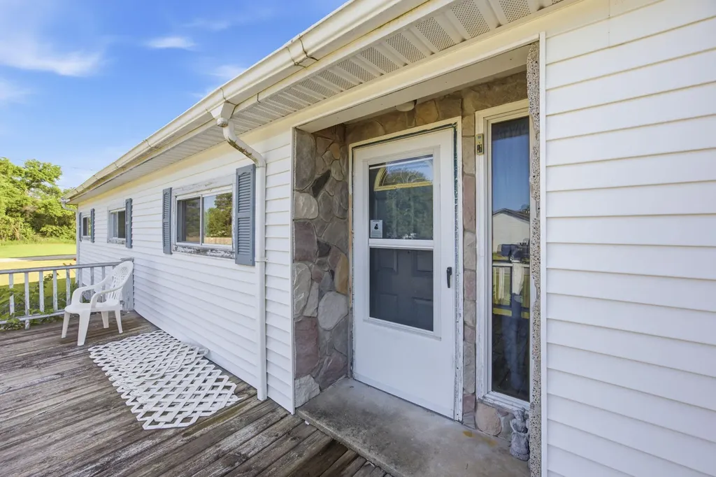 260 W Hayes Street Morton Township MI 49332