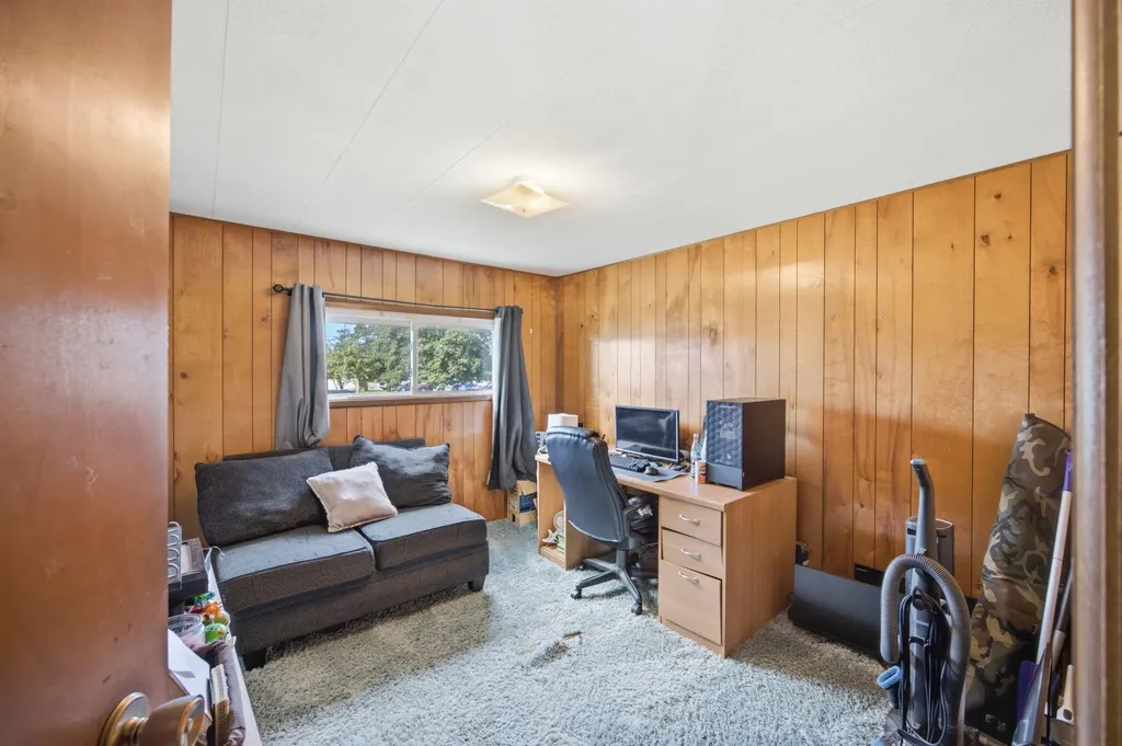 260 W Hayes Street Morton Township MI 49332
