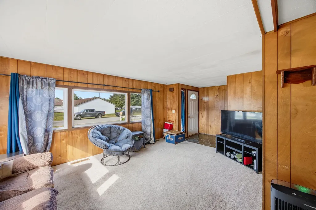 260 W Hayes Street Morton Township MI 49332