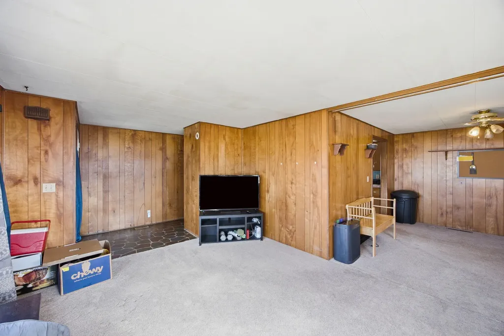 260 W Hayes Street Morton Township MI 49332