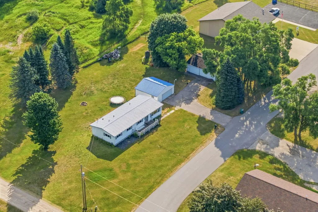 260 W Hayes Street Morton Township MI 49332