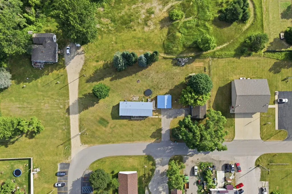 260 W Hayes Street Morton Township MI 49332