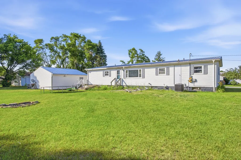 260 W Hayes Street Morton Township MI 49332