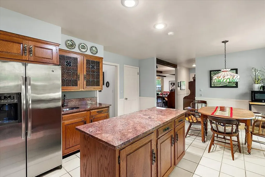1354 Cornell Avenue SE East Grand Rapids City MI 49506