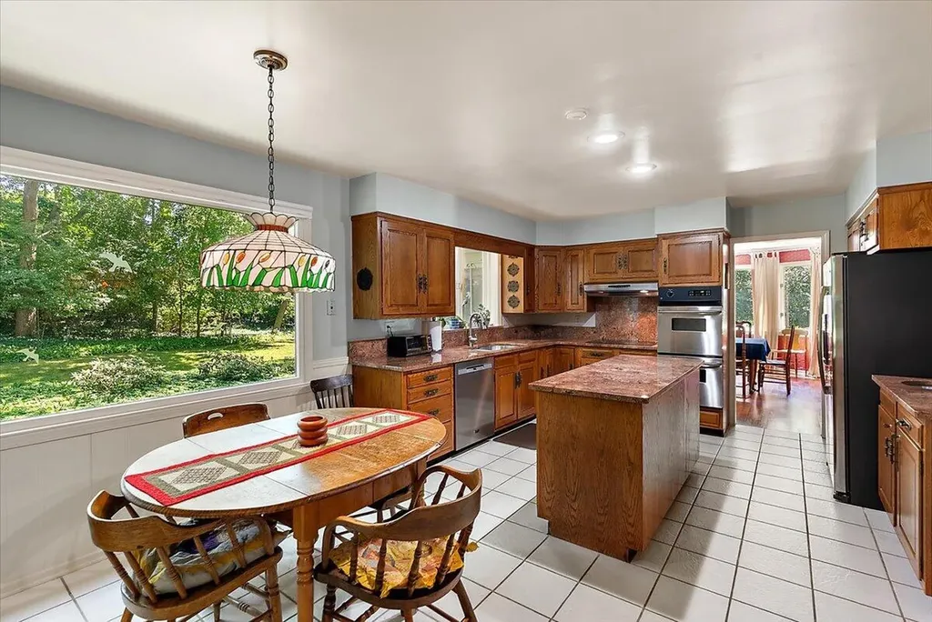 1354 Cornell Avenue SE East Grand Rapids City MI 49506