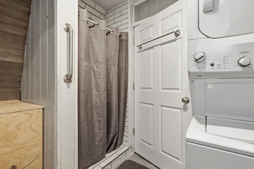 9585 E Buhler Drive Croton Township MI 49329