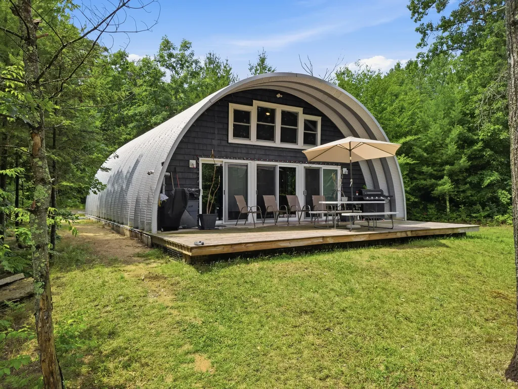 9585 E Buhler Drive Croton Township MI 49329