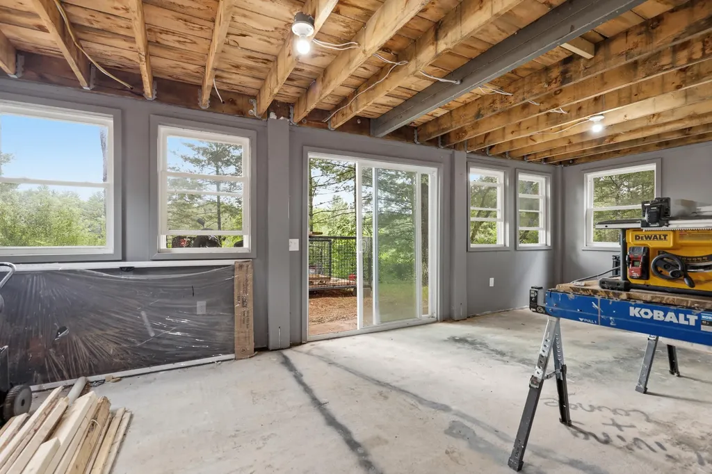 9585 E Buhler Drive Croton Township MI 49329