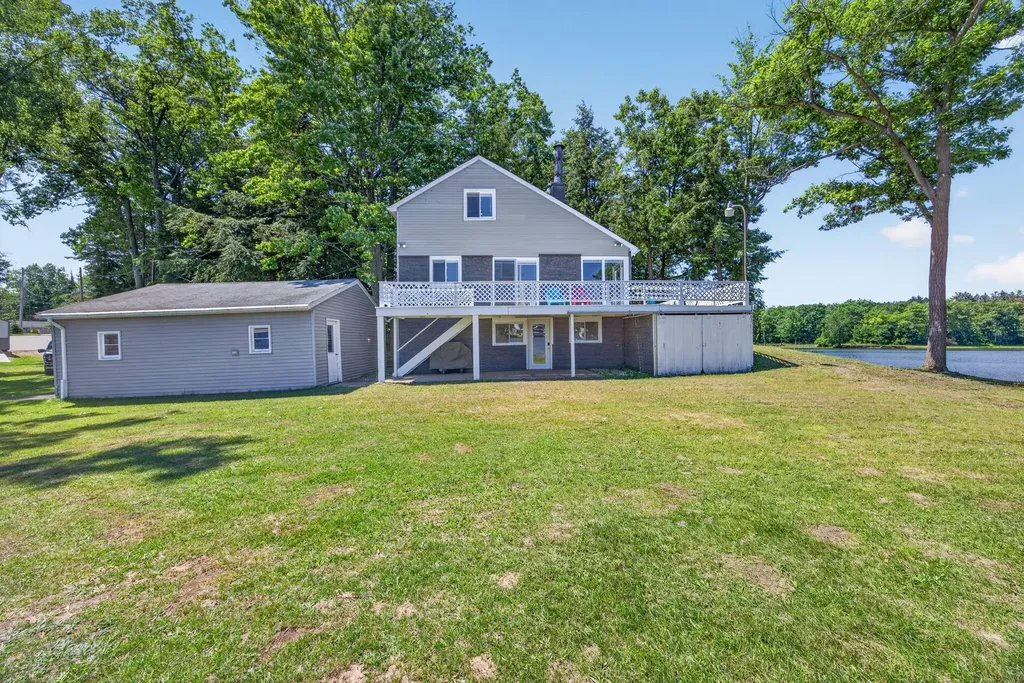 8664 Lynwood Lane Martiny Township MI 49332