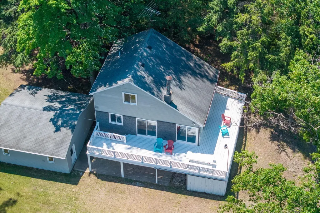 8664 Lynwood Lane Martiny Township MI 49332