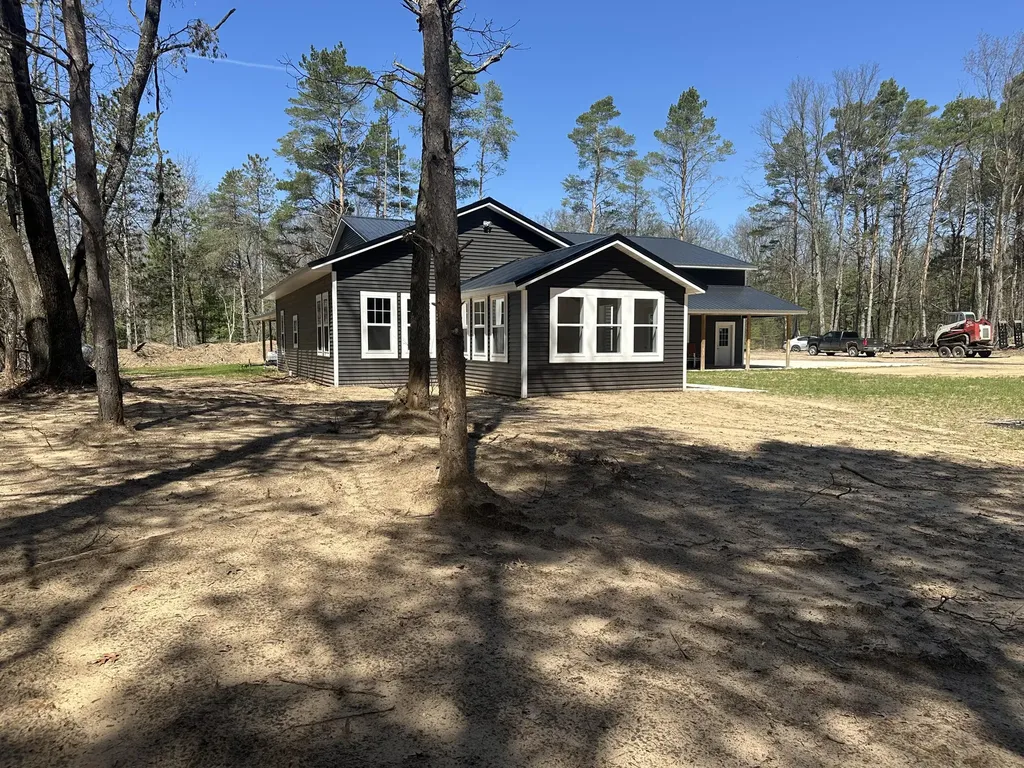604 Beaver Road Lilley Township MI 49309