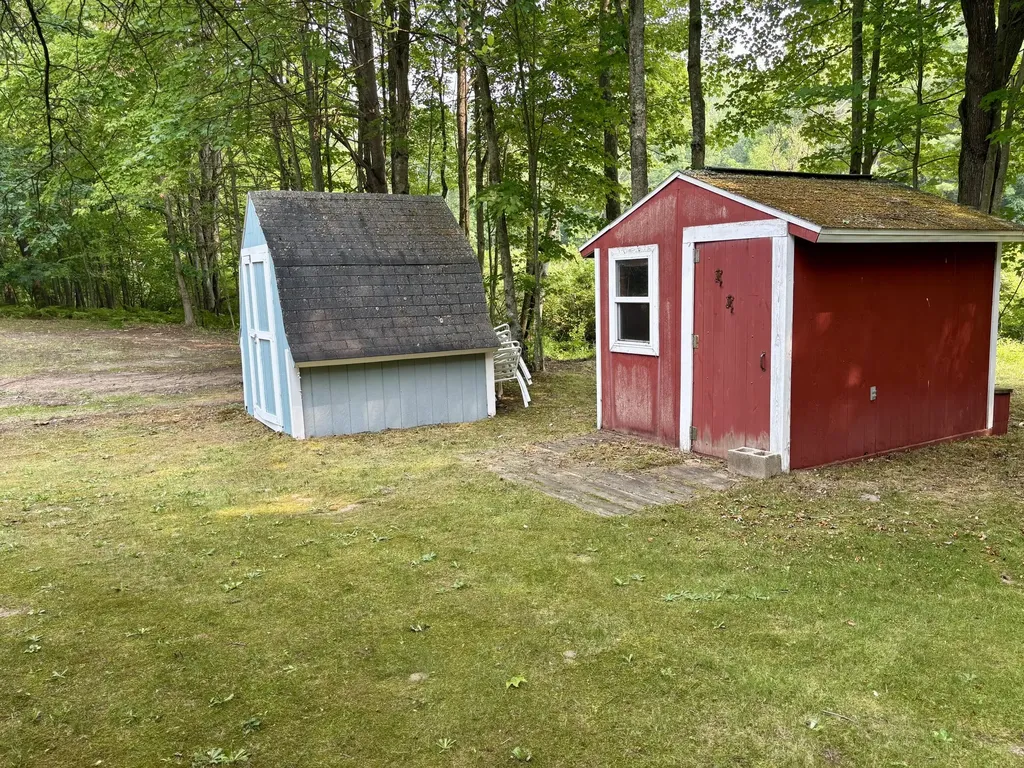 8464 15 Mile Road Barton Township MI 49338
