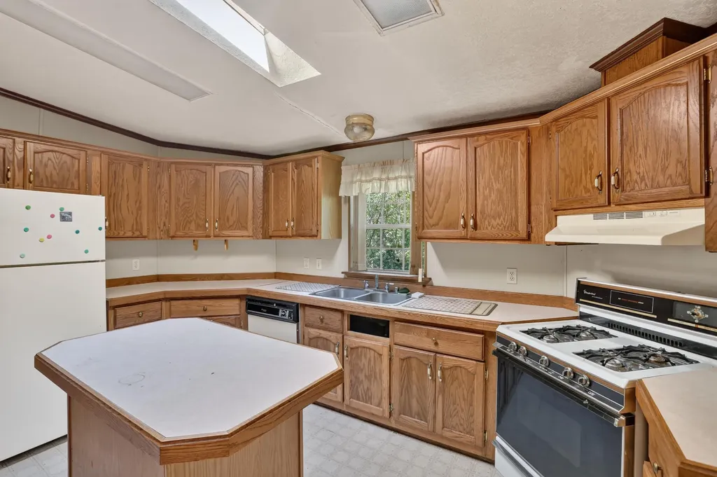 2544 9 Mile Road Sylvan Township MI 49679